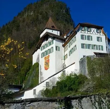Cozy, Sunny Apartment, Interlaken Region Apartman *