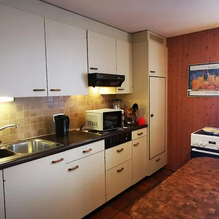 Cozy, Sunny Apartment, Interlaken Region Apartman *